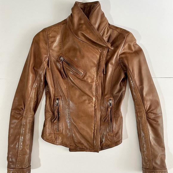 Danier en Cuir - Honey Brown Leather Jacket - Picture 1 of 16